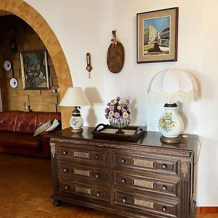 {beach-house } Mare Fuori *