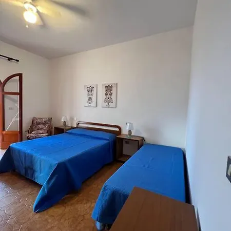 {beach-house } Mare Fuori * Mazara del Vallo