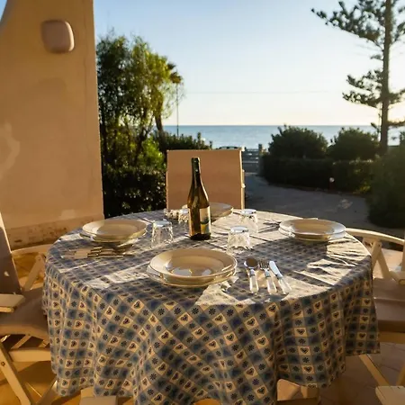 {beach-house } Mare Fuori