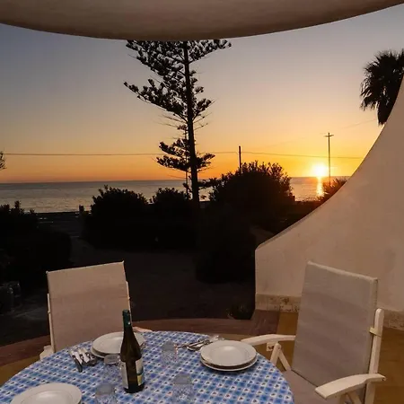 {beach-house } Mare Fuori Villa Mazara del Vallo