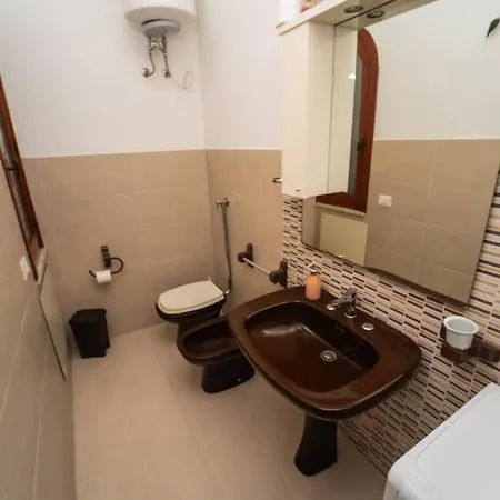 Villa {beach-house } Mare Fuori