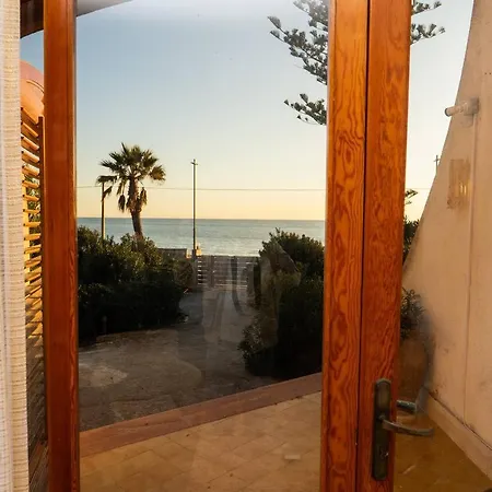 Villa {beach-house } Mare Fuori Mazara del Vallo