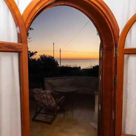 {beach-house } Mare Fuori
